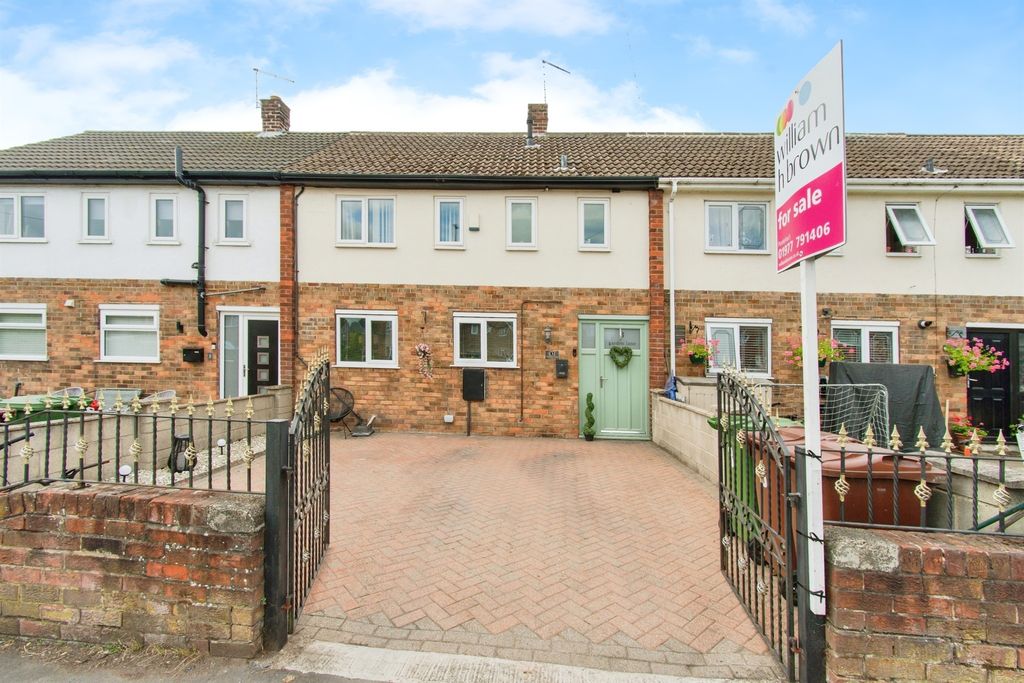 Property photo 1 of 25