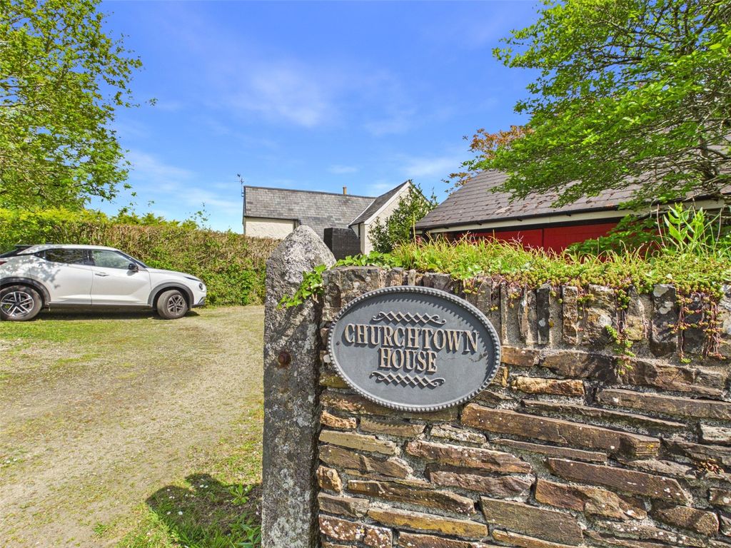 Property photo 2 of 32 Picture No. 42