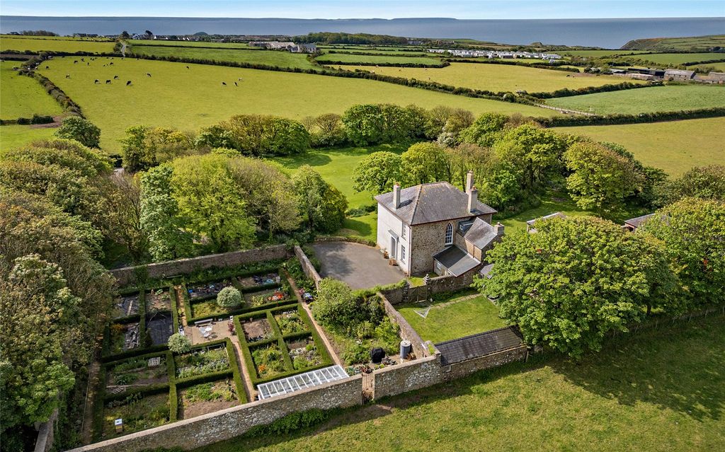 Property photo 2 of 55 Aerial