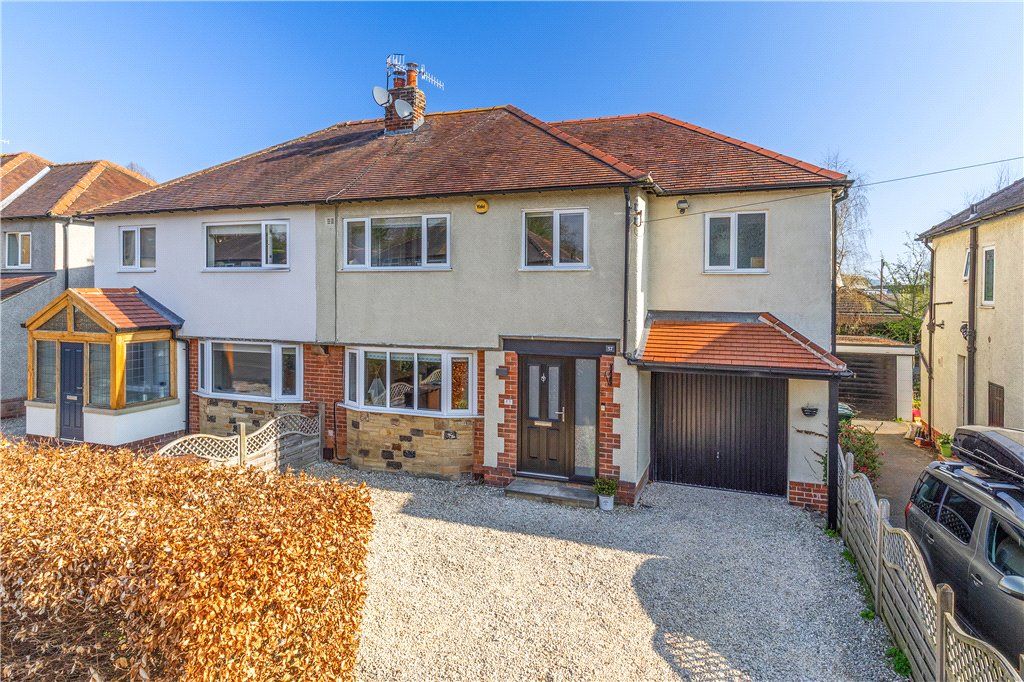 Property photo 1 of 24 Holme Grove