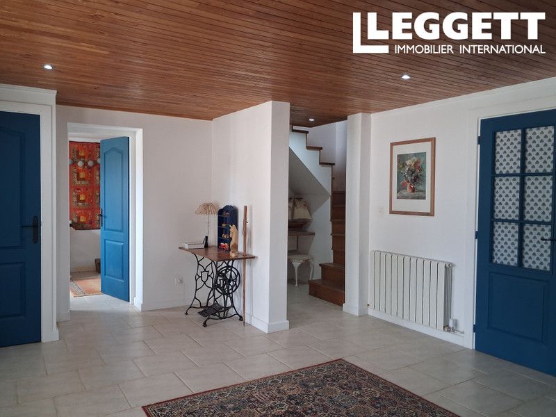 Property photo 3 of 10