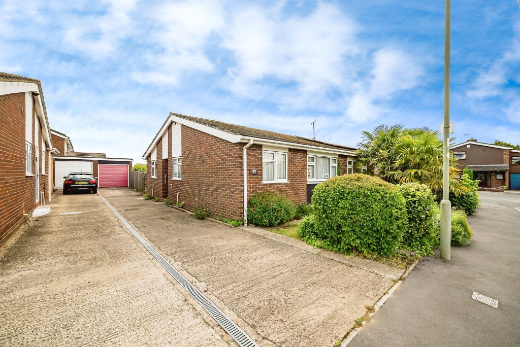 Property photo 1 of 16
