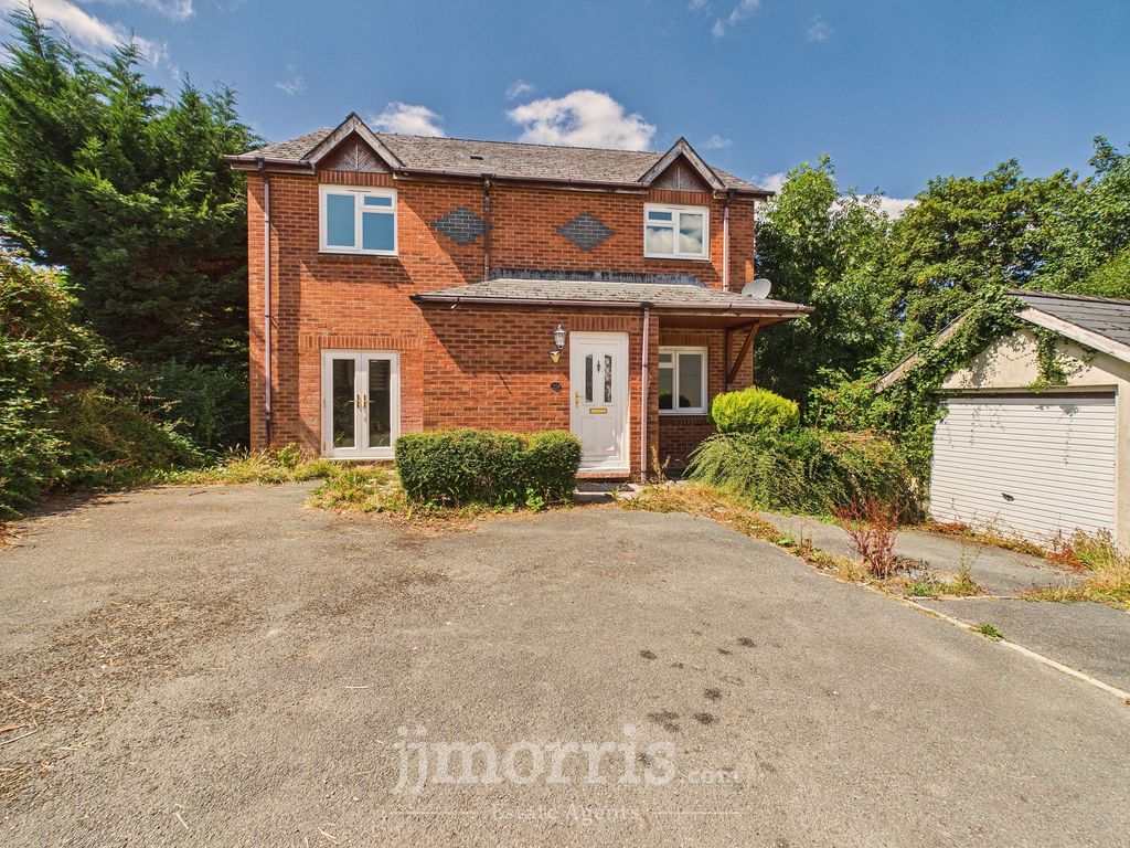 Property photo 1 of 31