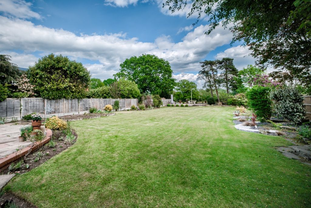 Property photo 3 of 32 Xh2A9264-Hdr(3)