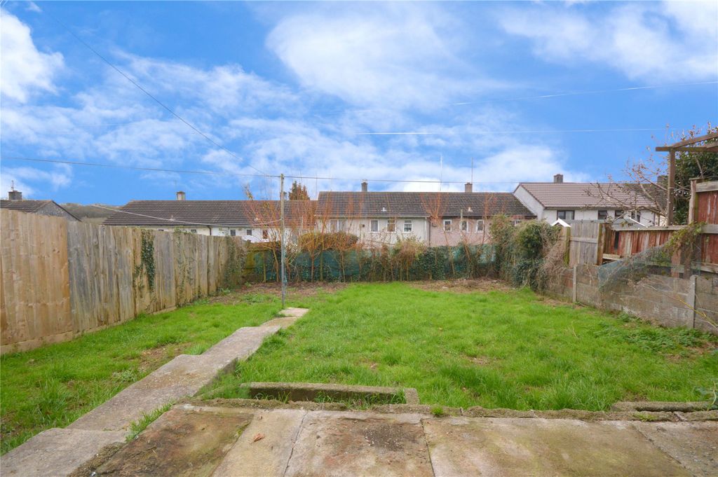 Property photo 2 of 11 Picture No. 17