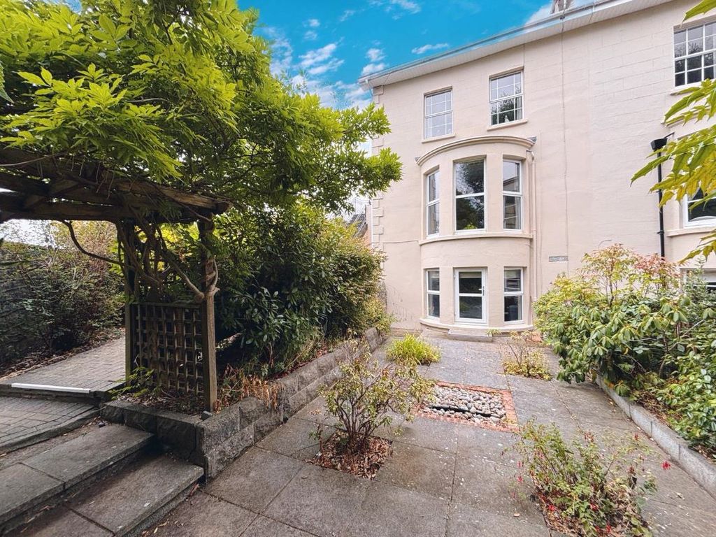 Property photo 1 of 10 Image 1