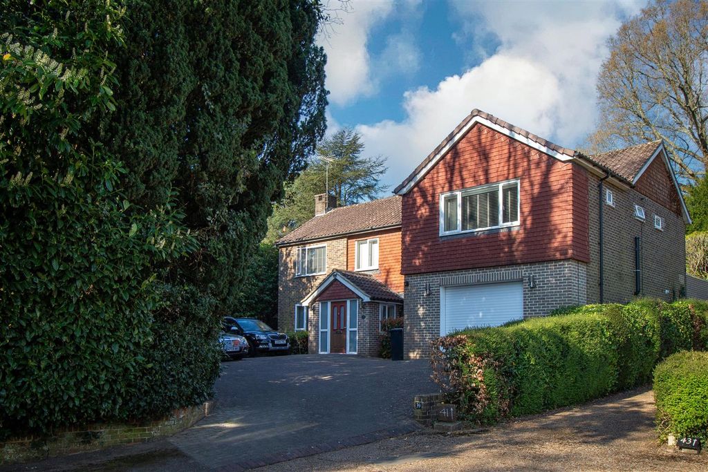 Property photo 1 of 23