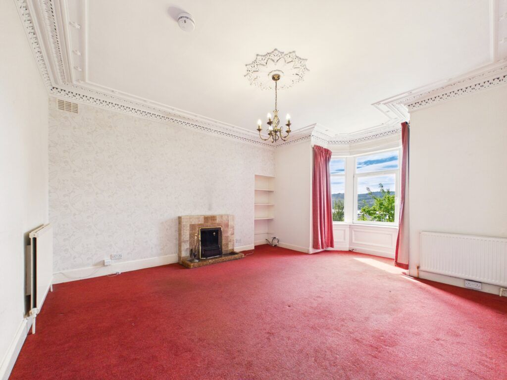 Property photo 3 of 37