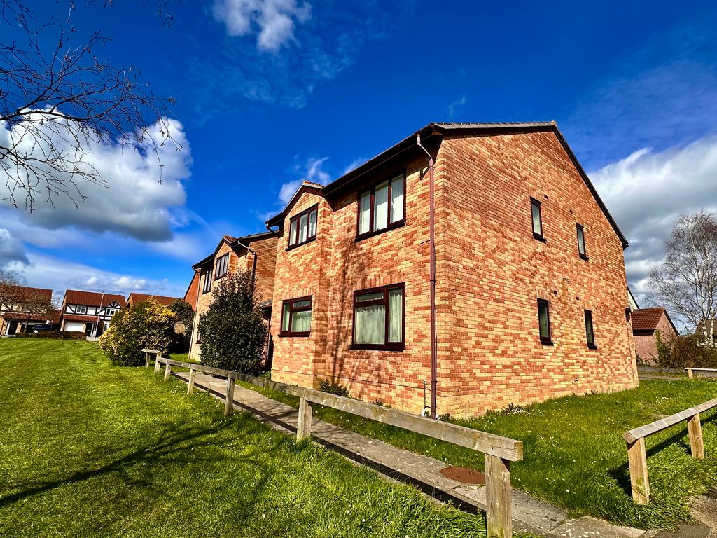 Property photo 1 of 14