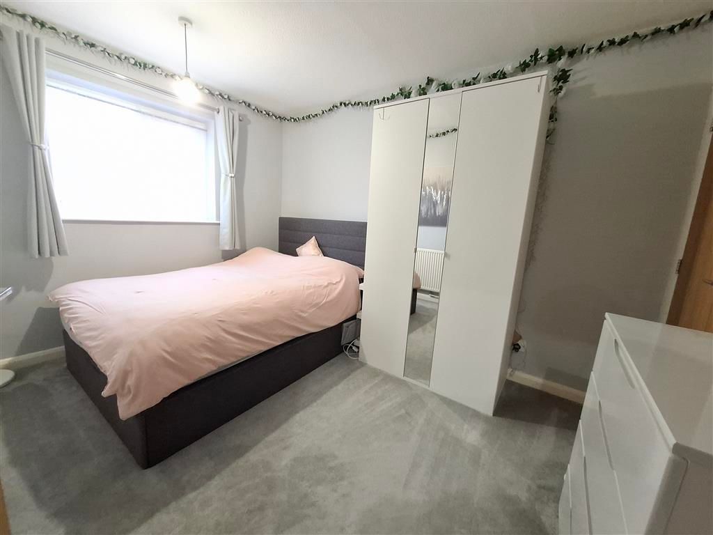 Property photo 3 of 16 Exterior