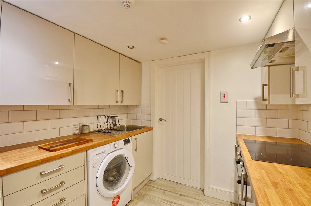 Property photo 3 of 7 Picture No. 04