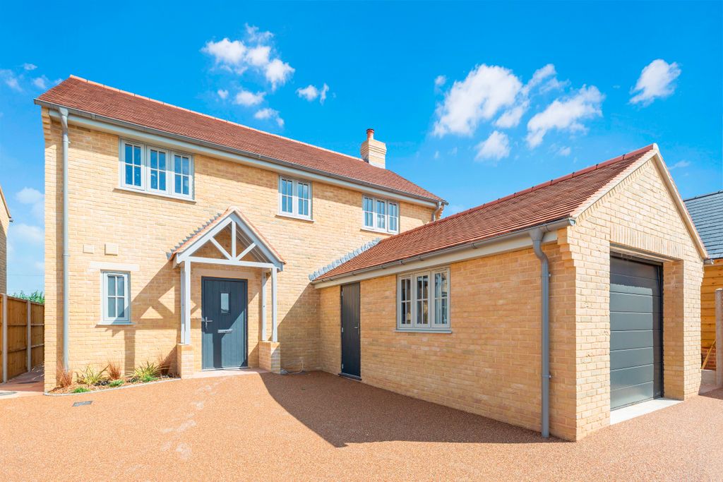 Property photo 1 of 7