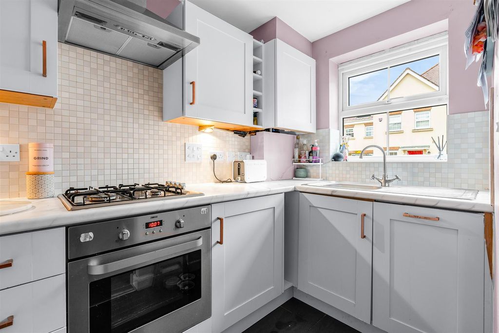 Property photo 3 of 17 Internal.Jpg