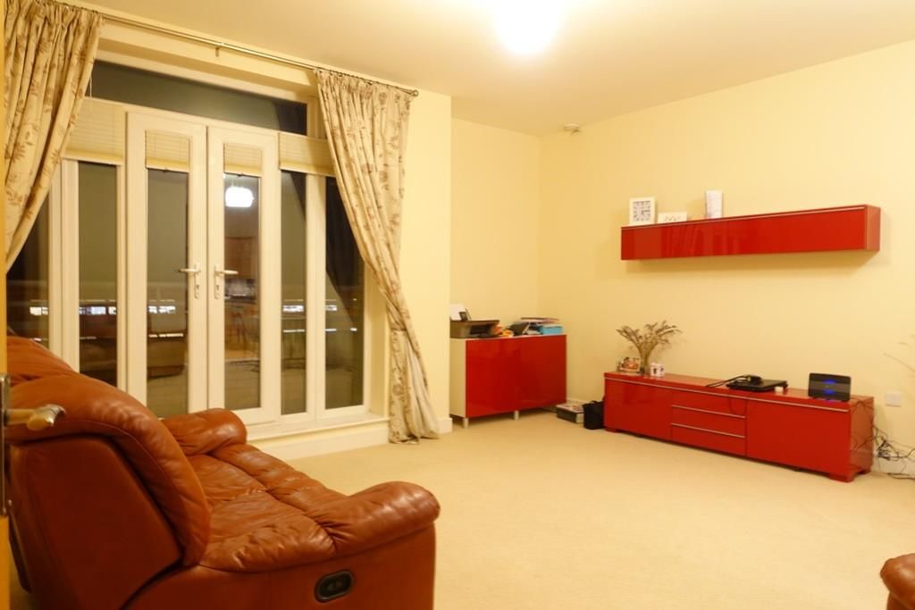 Property photo 2 of 12
