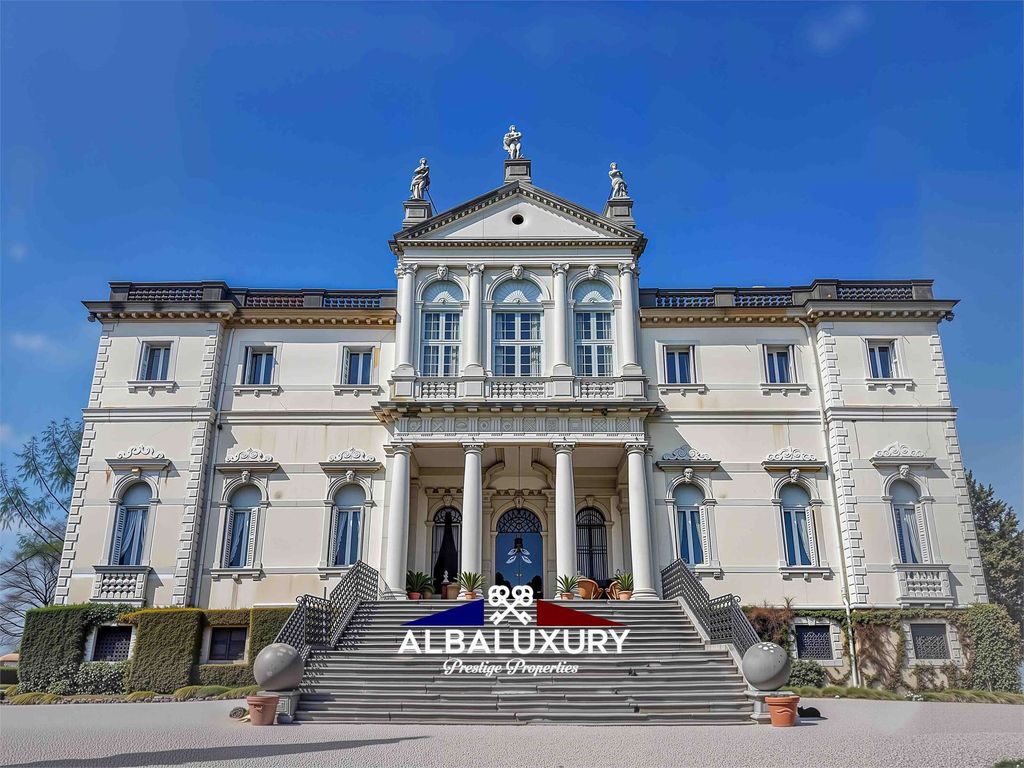 Property photo 1 of 26