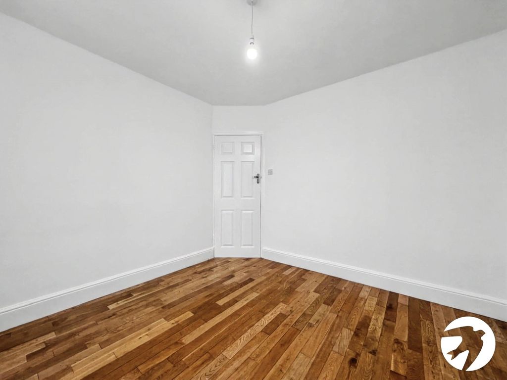 Property photo 3 of 13 Picture No. 21