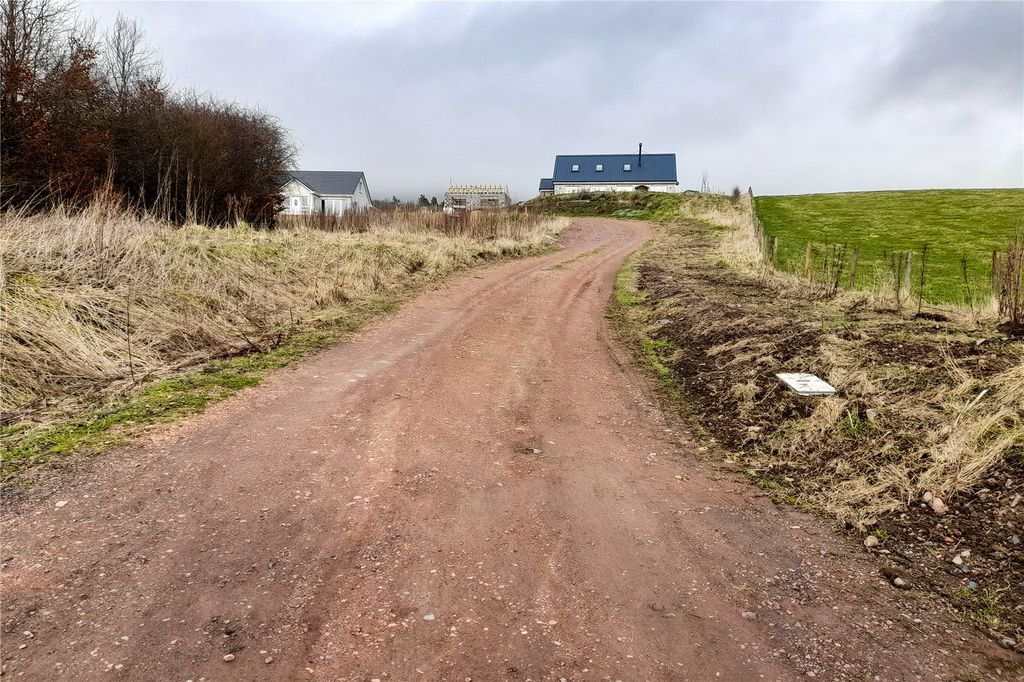 Property photo 3 of 9 Road Entrance