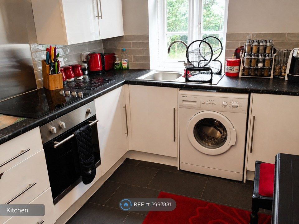 Property photo 3 of 10