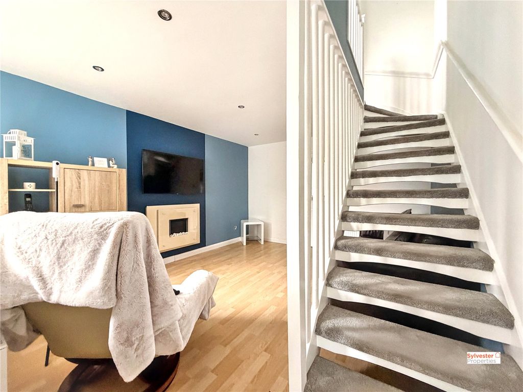 Property photo 2 of 18 Picture No. 03