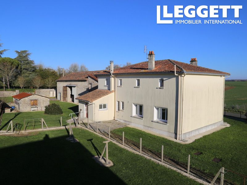 Property photo 2 of 10