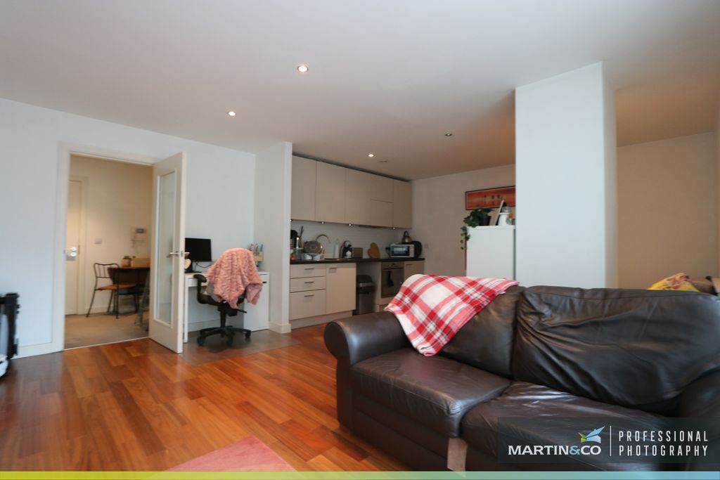 Property photo 3 of 12