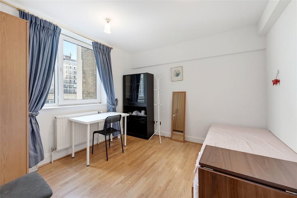 Property photo 2 of 7 Picture No. 09