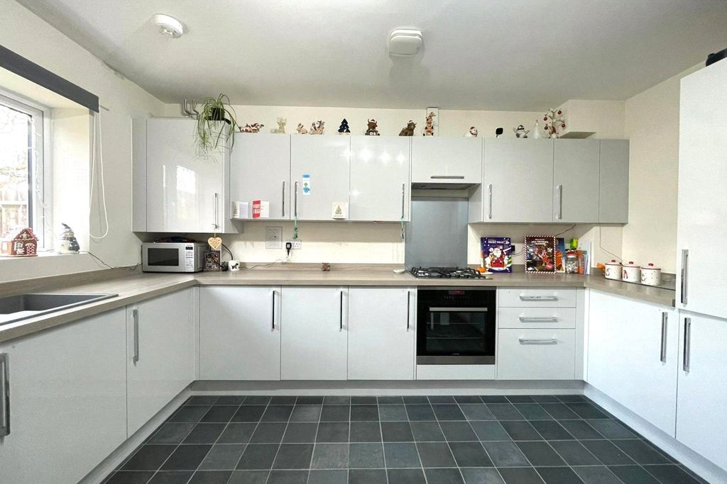 Property photo 2 of 9 Picture No. 07