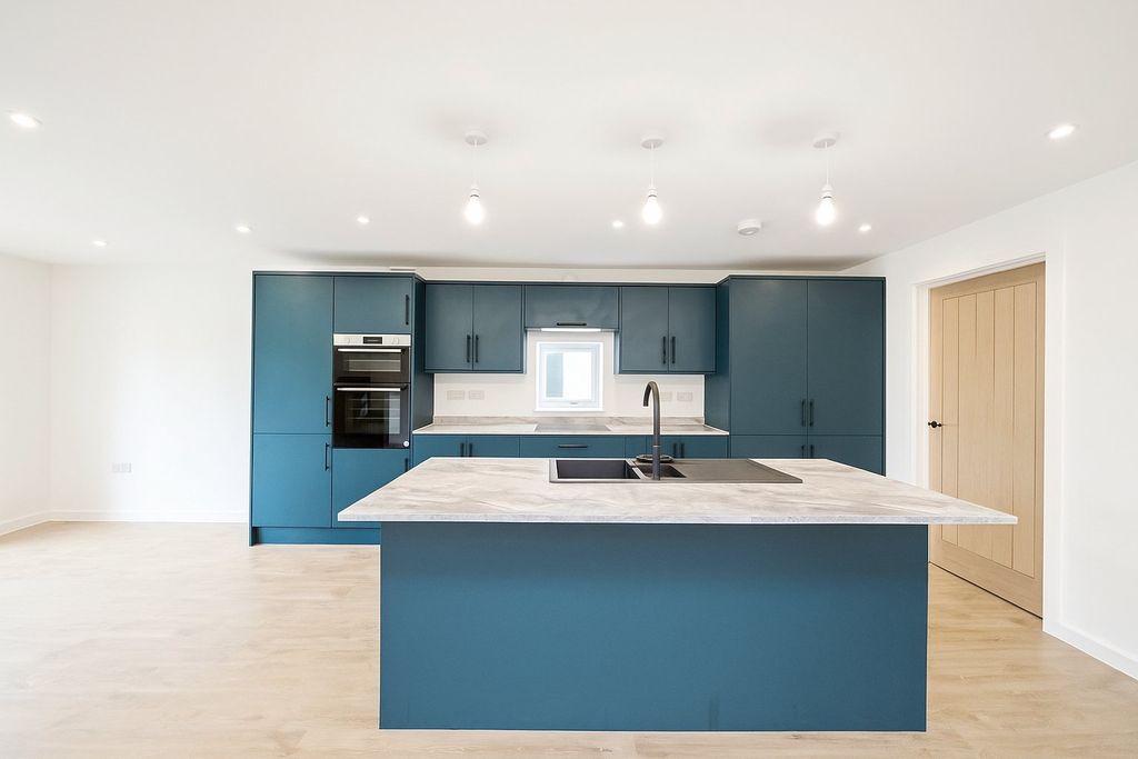 Property photo 1 of 8 Picture No. 26