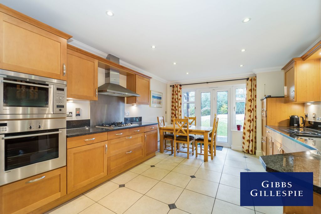 Property photo 1 of 10 16Fdd767-9B7F-Ed11-8