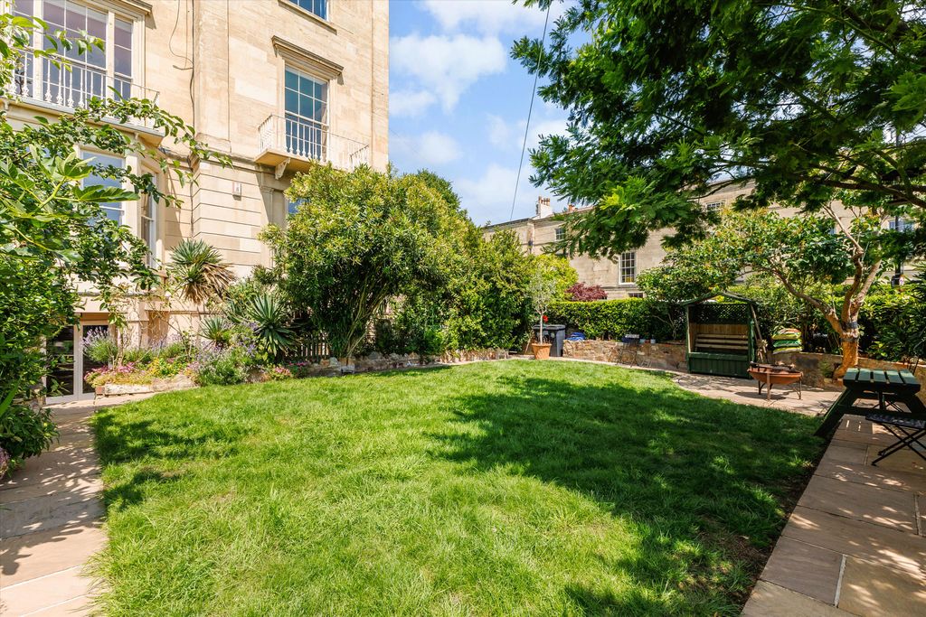 Additional image 21 of 7 bed semi-detached house for saleBurlington Road, Bristol BS6.