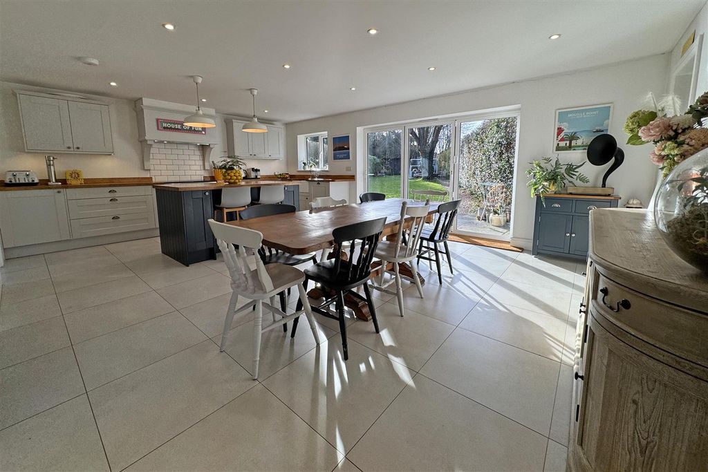 Property photo 2 of 22 Img_5566.Jpg