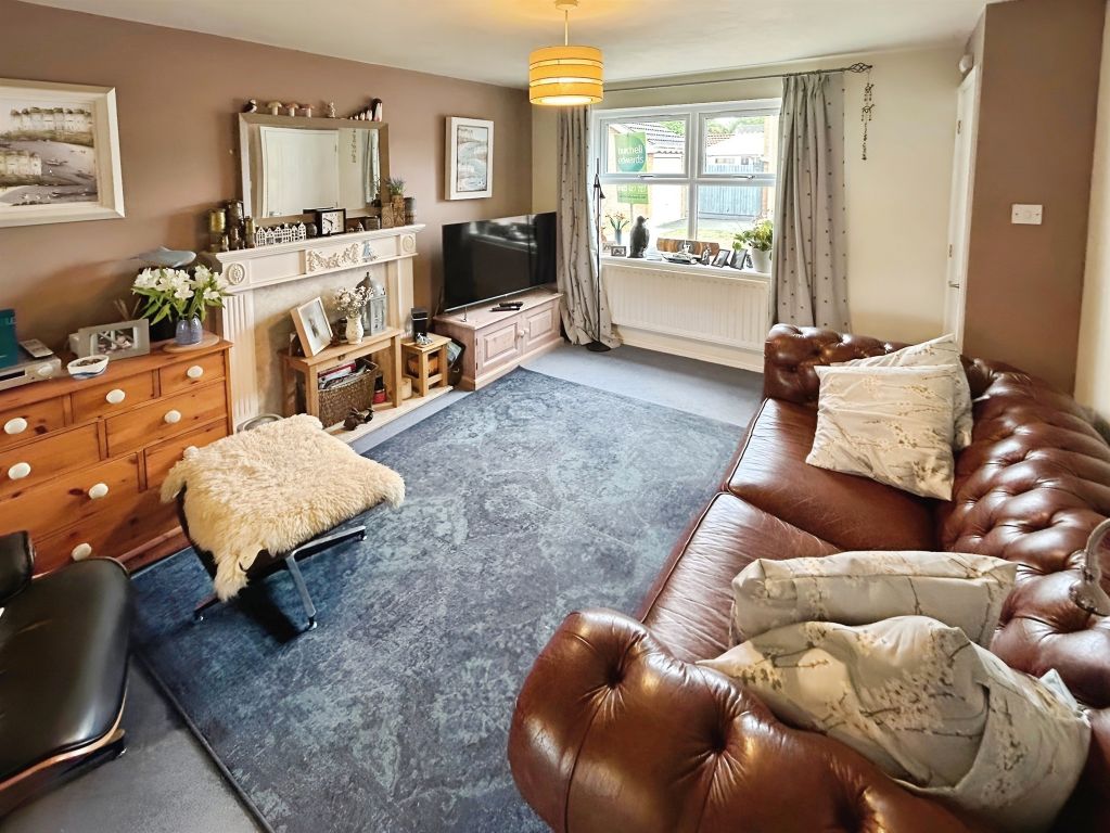 Property photo 3 of 18