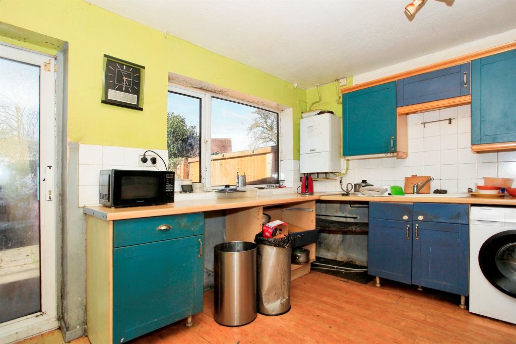 Property photo 3 of 17