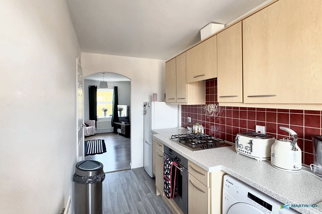 Property photo 3 of 13 Img_2896