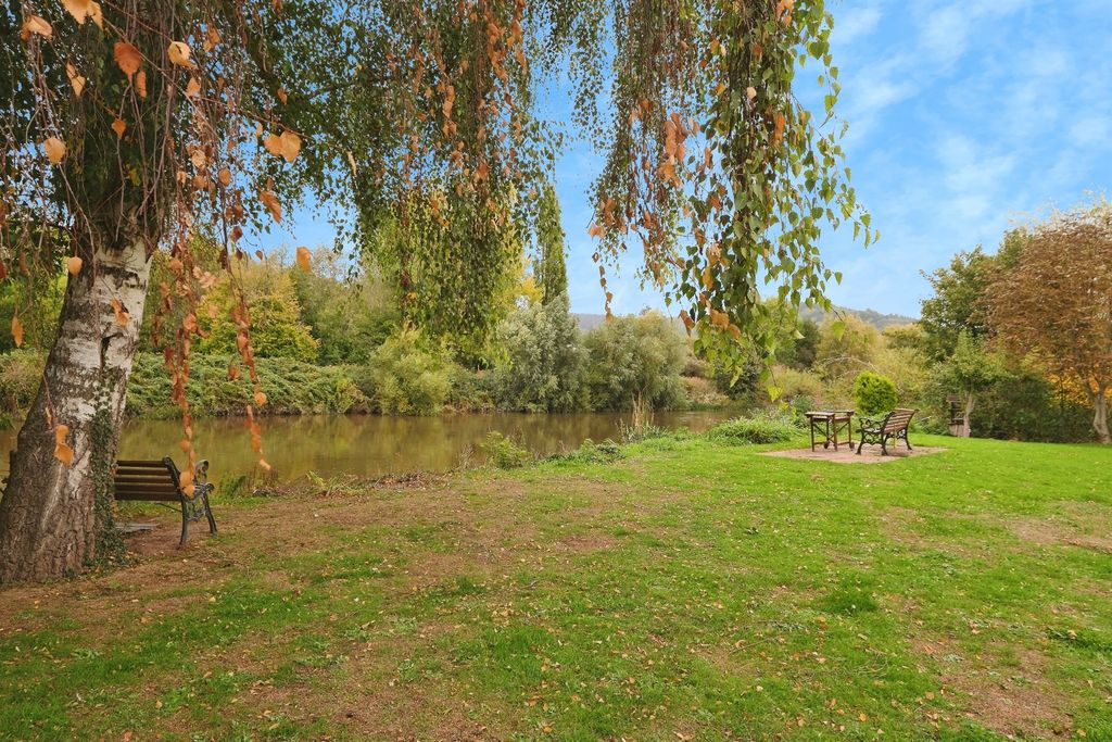 Property photo 2 of 15