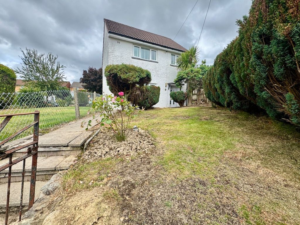 Property photo 1 of 34