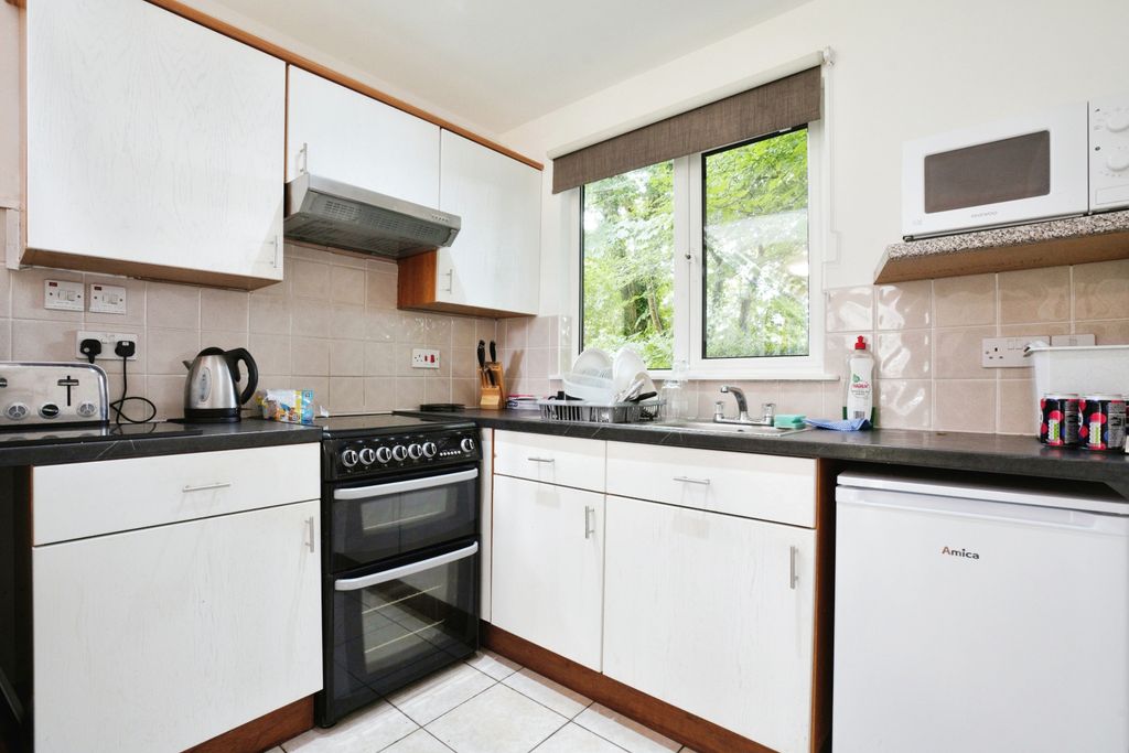 Property photo 3 of 17 Photography