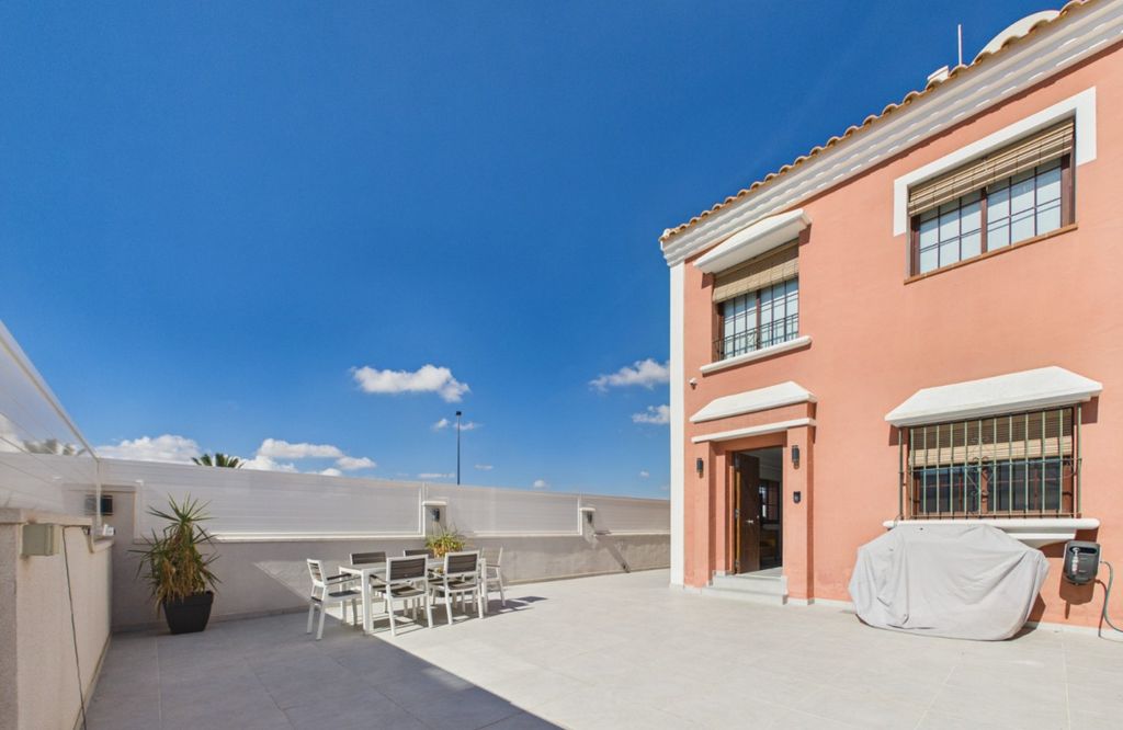 Property photo 1 of 50