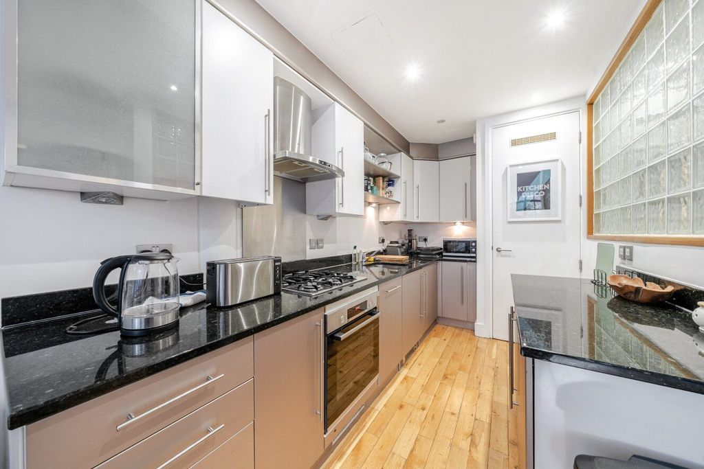 Property photo 3 of 17 Picture No. 3