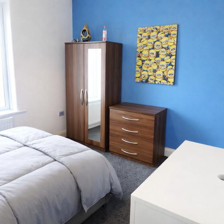 Property photo 2 of 3 Room