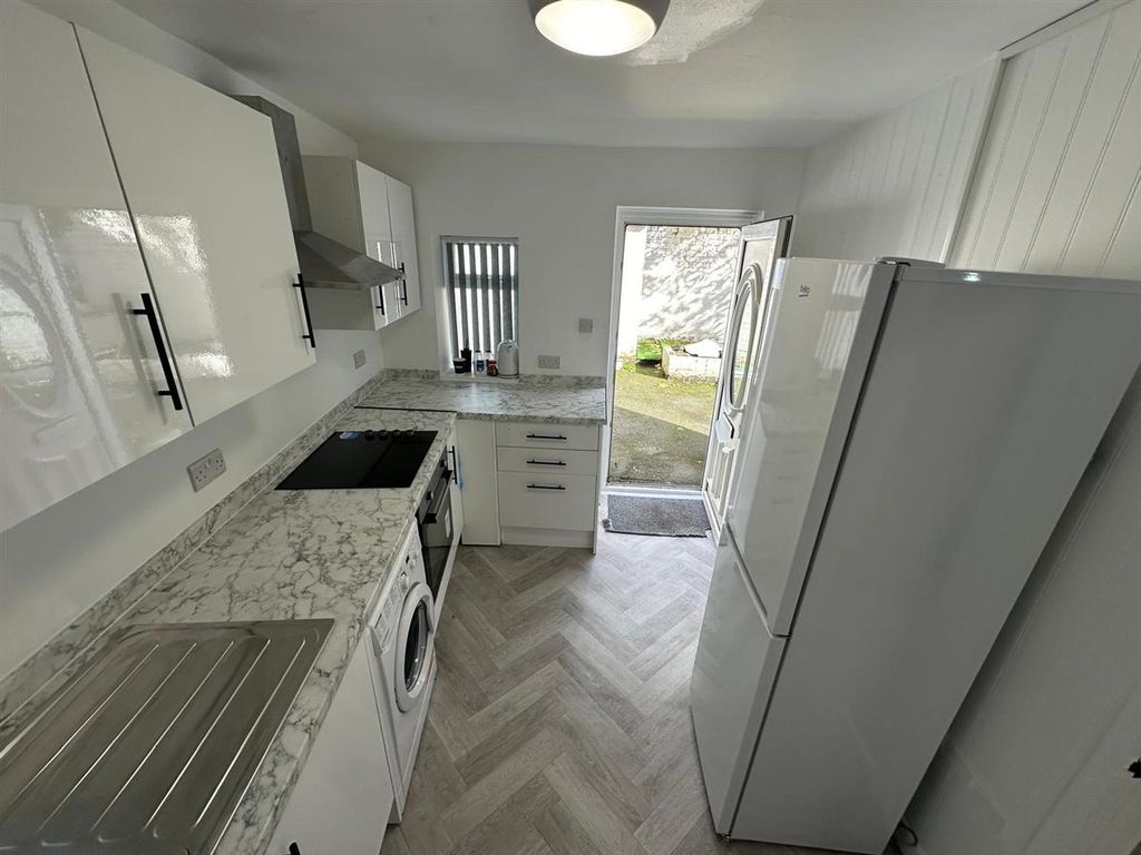 Property photo 1 of 4 Main Picture