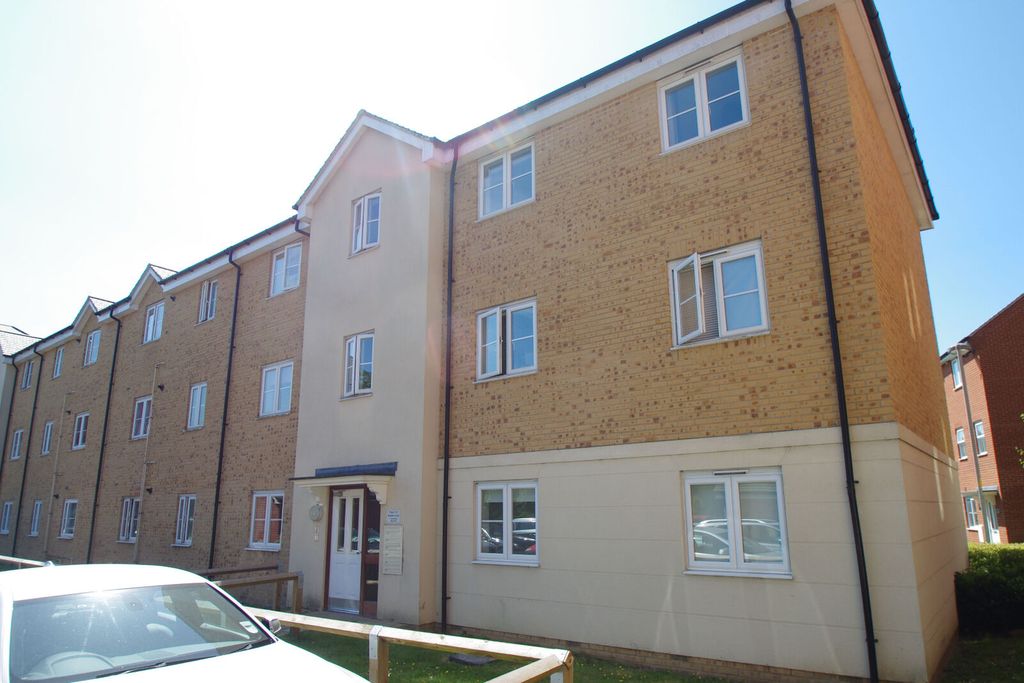 Property photo 1 of 8