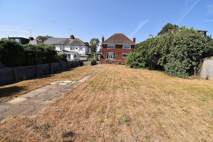 Property photo 3 of 18