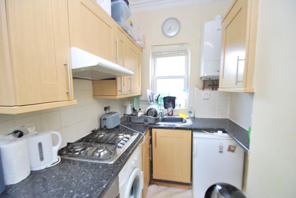Property photo 3 of 5 Kitchen