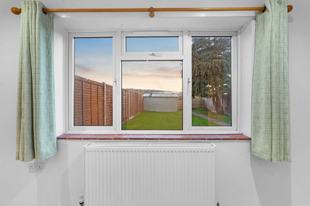 Property photo 3 of 23