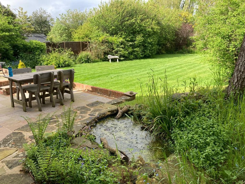 Property photo 3 of 24