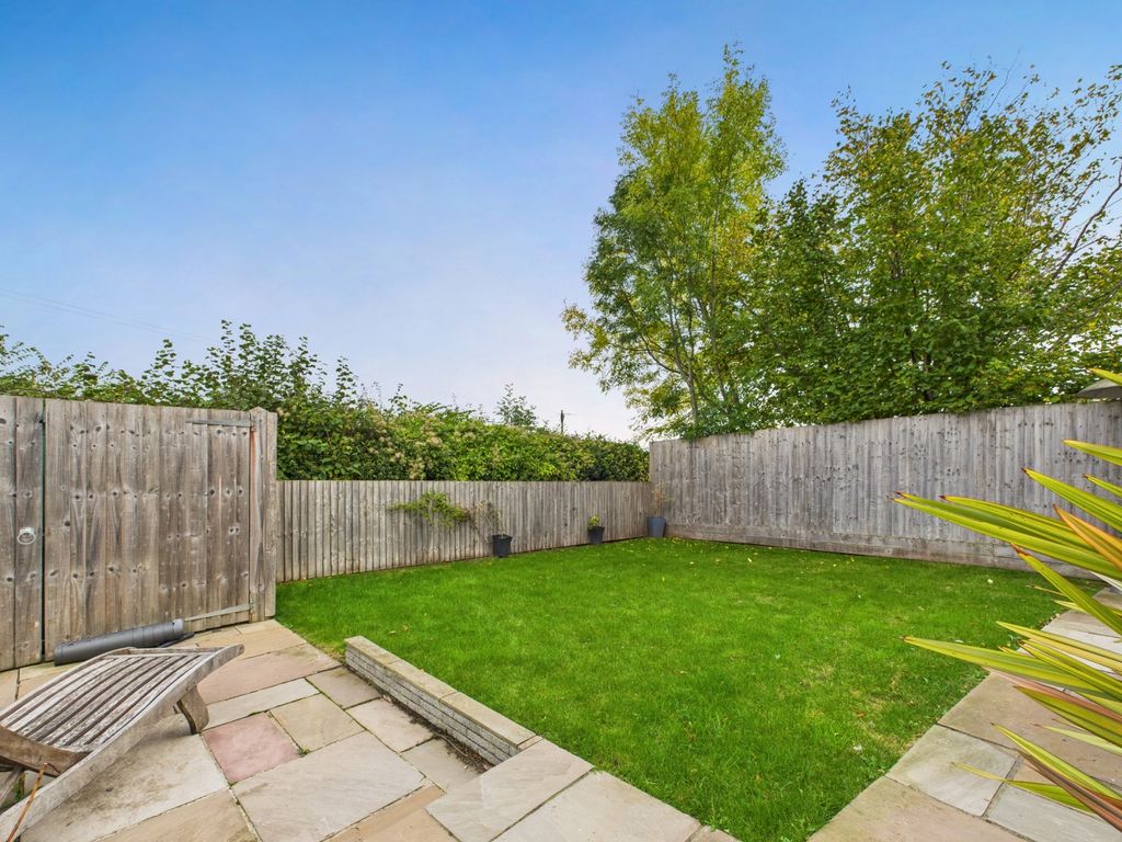 Property photo 3 of 26 Picture No. 16