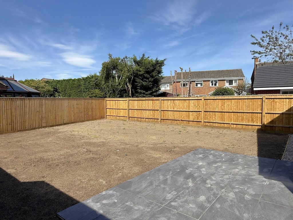 Property photo 3 of 9