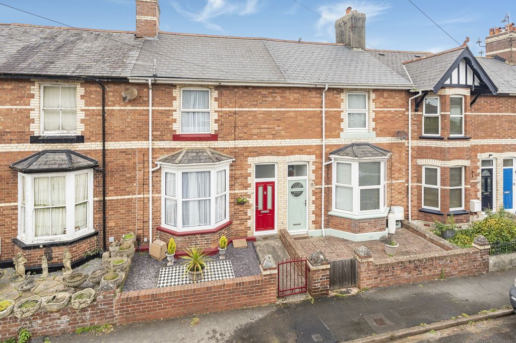 Property photo 1 of 20