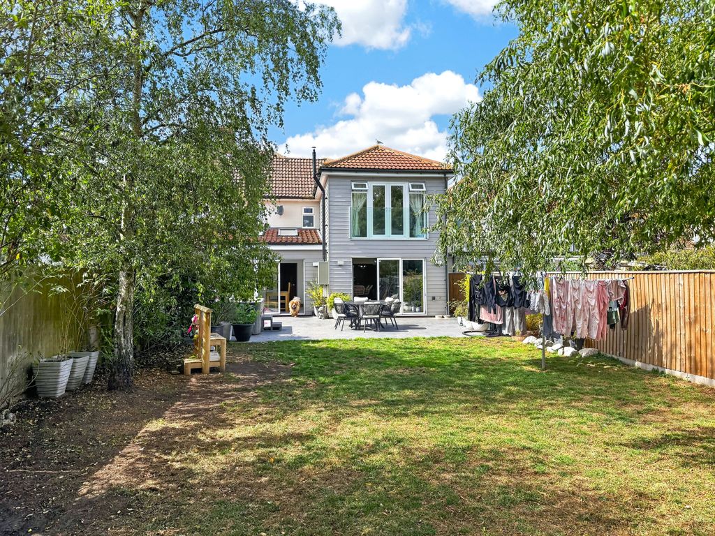 Property photo 2 of 25 Img_2137